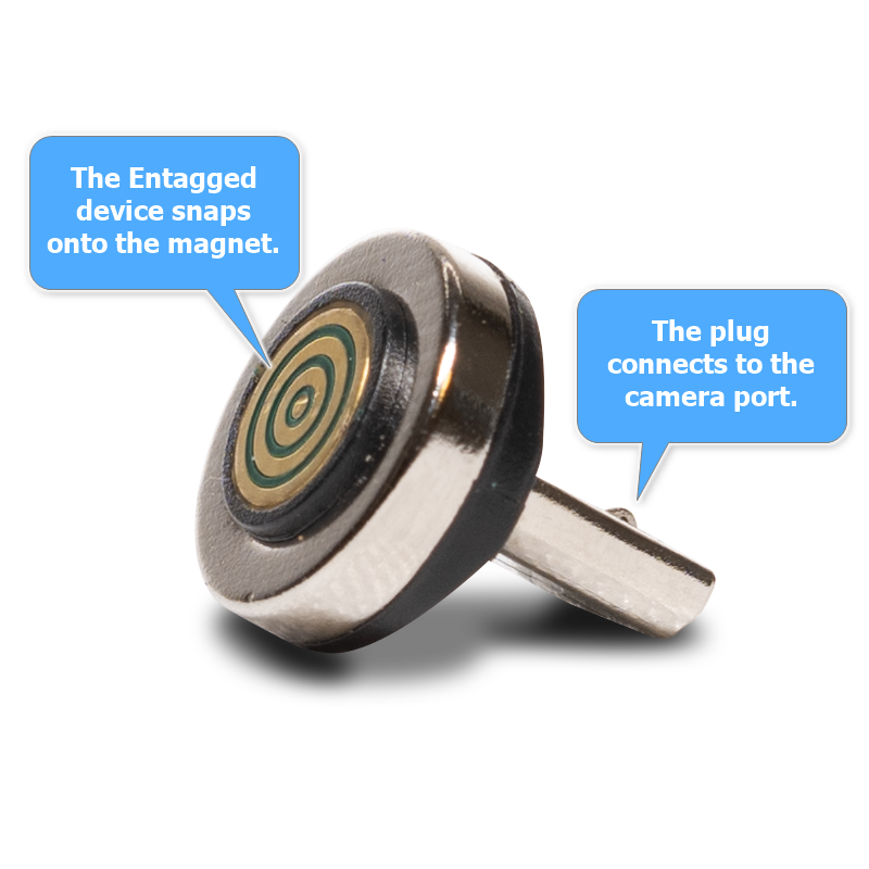 Demonstration of magnetic plug connection and cable tether